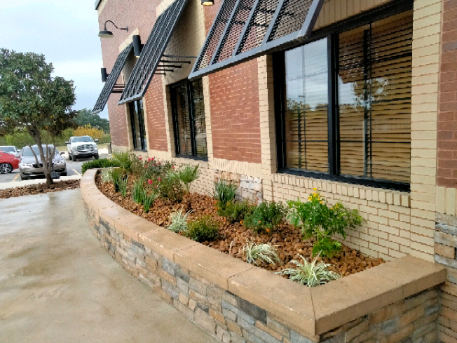 Contractor for commercial grounds maintenance in Austin.